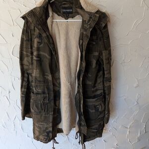 Express Women's Military Camouflage Jacket with Sherpa Lining Size Small